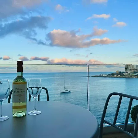 Stunning Seafront Duplex In Location * San Ġiljan