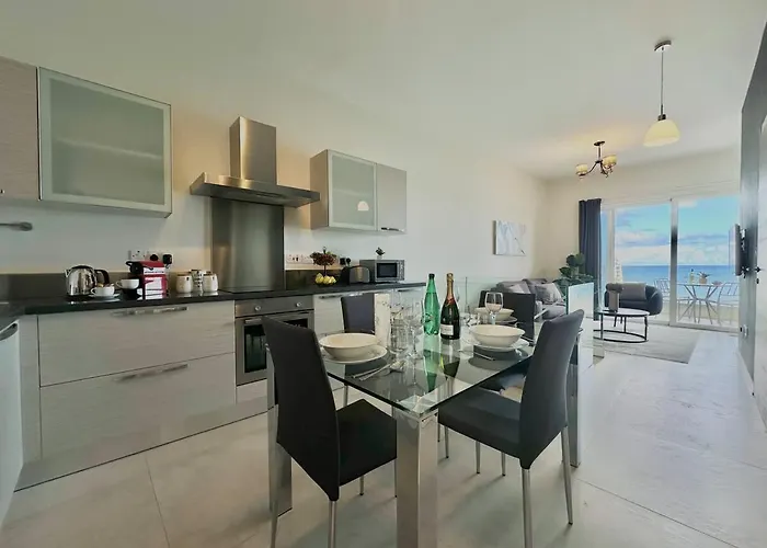 Apartament Stunning Seafront Duplex In Location St. Julian's