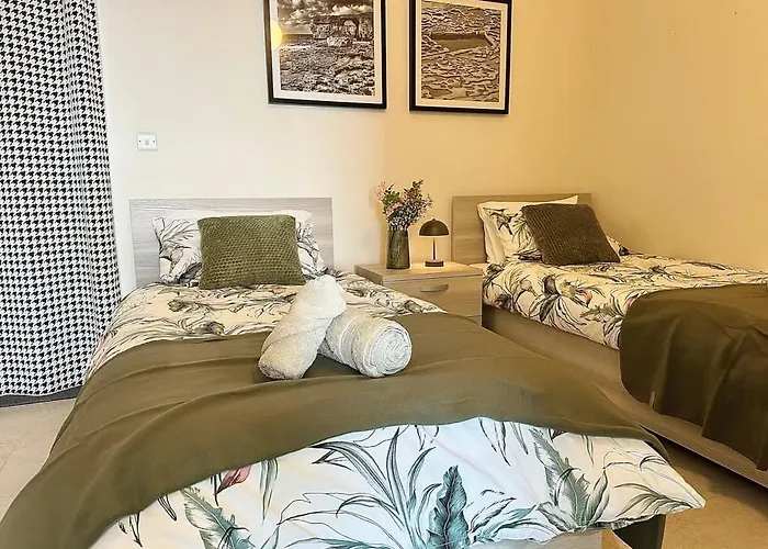 Stunning Seafront Duplex In Location * St. Julian's