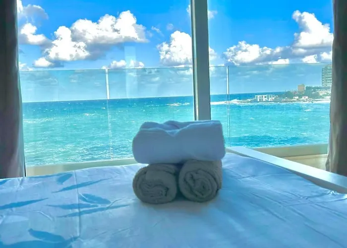 Stunning Seafront Duplex In Location