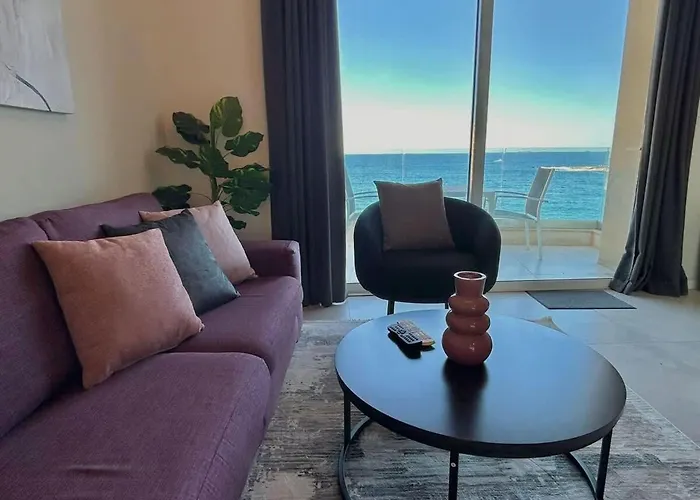 Stunning Seafront Duplex In Location * Saint Julian's