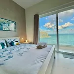 Apartmán Stunning Seafront Duplex In Location
