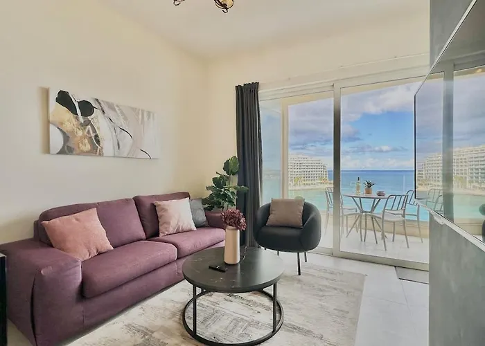 Stunning Seafront Duplex In Location Apartamento *